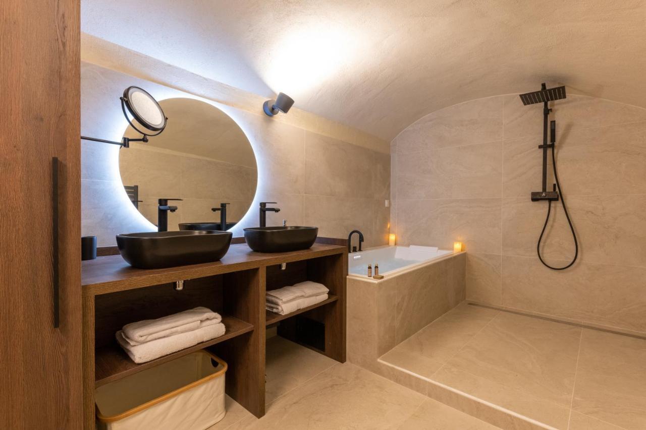 Cocoon Du Vieux Lyon - Luxury Apartment - Balneo Exterior foto