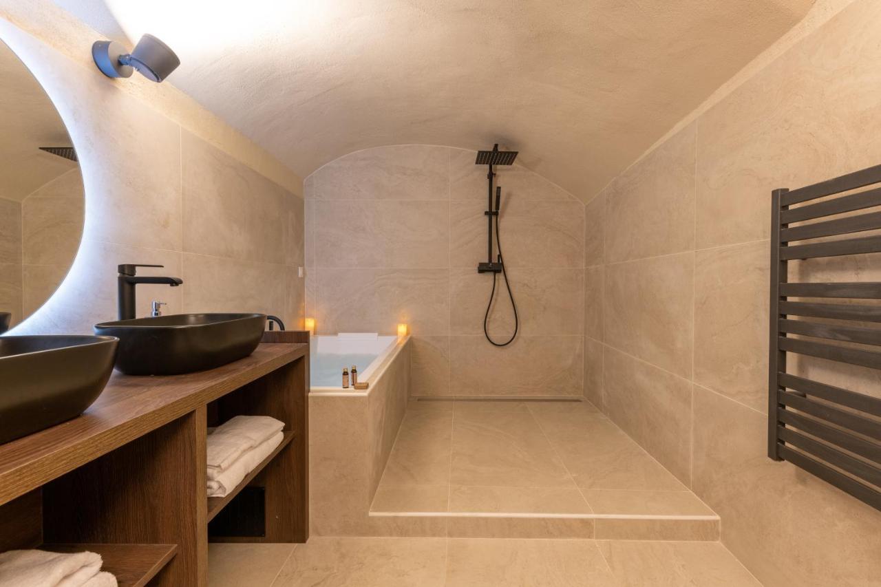 Cocoon Du Vieux Lyon - Luxury Apartment - Balneo Exterior foto